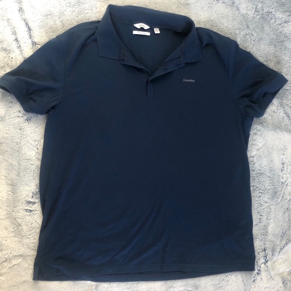 Selling a Calvin Klein Polo - Picture 1 of 1